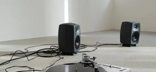 How to Connect External Speakers To Your Turntables